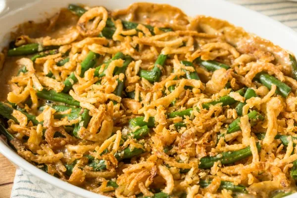 Gourmet green bean casserole for the best dishes for your thanksgiving dinner this year with your family and all your friends.